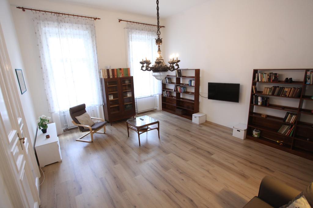 Sissy Apartment Budapest Exterior photo